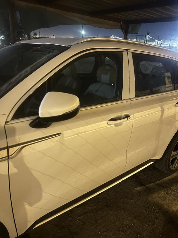 للبيع سيارة سورنتو كفاله عامة سياره بحالة الوكالة موديل 2023 وارد خليجي،. السيارة استعمال شخصي ونظيفة جداً بحالة الوكالة 
الموديل: 2023
المحرك: 4 سلندر ٢٥٠٠ اقتصادي وقوي
عدد الركاب: ٧
العداد: ٣٠ ألف كم 
وارد خليجي
رقم بغداد الدولي الجديد 
السنوية باسمي
***********
