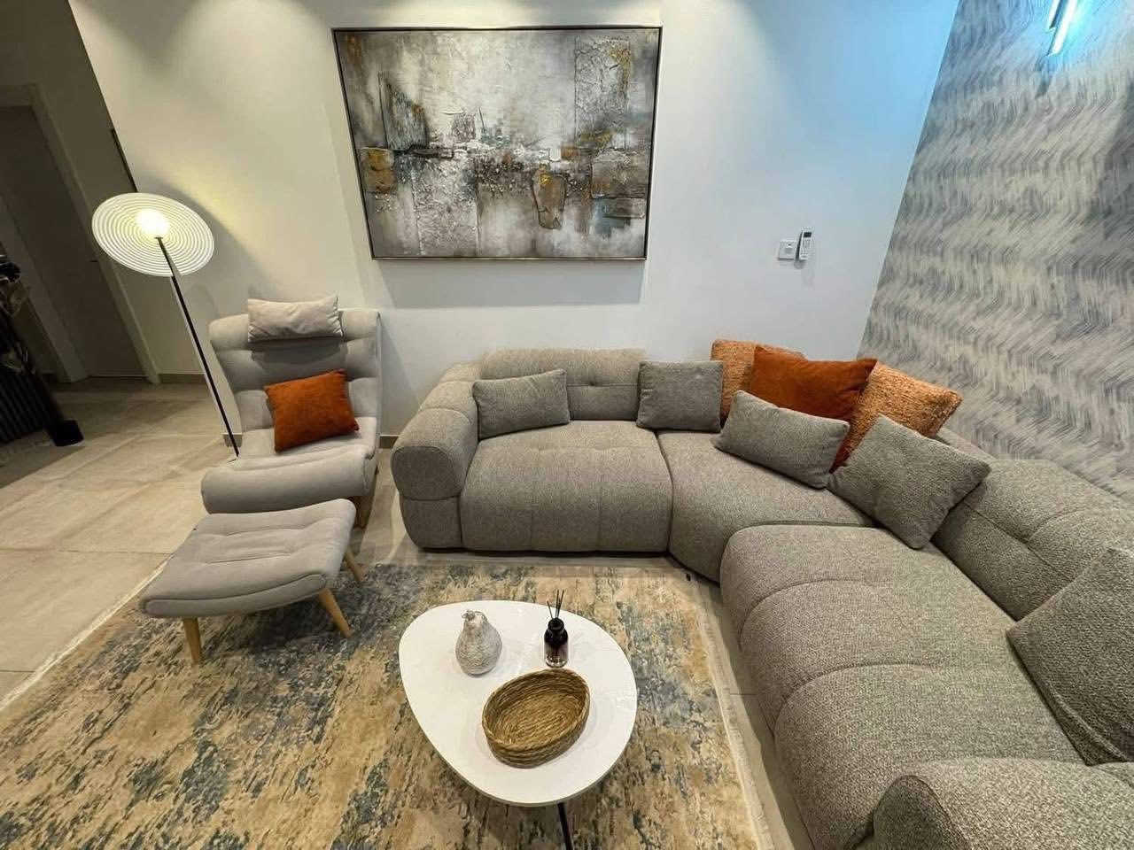 � عرض استثنائي الآن | مشروع اللؤلؤة السكني
امتلك سكنك بسعر تنافسي ومع مبادرة المصرف العقاري

🏡 مساحة 200م

⏰ مواعيد استلام قريبة

🏘 مجمع متكامل الخدمات (مدارس، ملاعب، مراكز تسوق)

🌿 حدائق تشجير حديث وشوارع واسعة ومبلّطة

🧱 بناء رصين من الطابوق الأحمر العازل للحرارة

📍 اختيار ذكي للسكن والاستثمار

📞 سارع بالحجز… العروض محدودة والطلب عالي

 

( *********** )

- م. هبه الطائي
