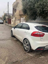 كية صالون موديل 2014خليجي كير ومكينة شرط سعره 100ورقه و بيها مجال تواص...