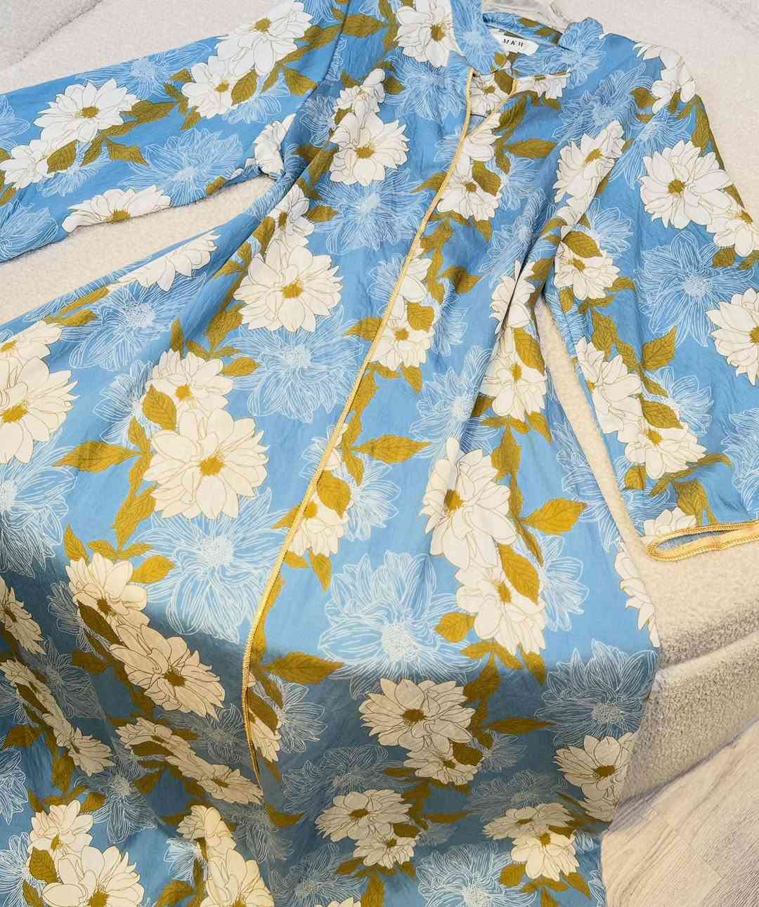 الـسعر13الف💛🌼
القياسات(L,xl,2x,3x)

للحجز و الاستفسار التواصل على الأرقام واتس اب 
***********
***********
***********
***********

توصيل بغداد  5000
توصيل محافظات  5000
