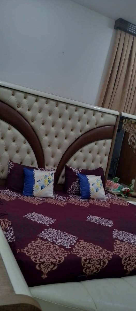 للبيع
غرفه اخشاب تركي حراري اصلي الثقيل نظيفه كلش وفخمه تتكون من ١١ قطعه  السعر مليون ونص بيها مجال بسيط العنوان الشهداء قرب عماره جنابي استفسار خاص


**إذا كنت صاحب هذا الإعلان وتريد حذفه لأي سبب، رجاءا أرسل رسالة إلى الدعم الفني**