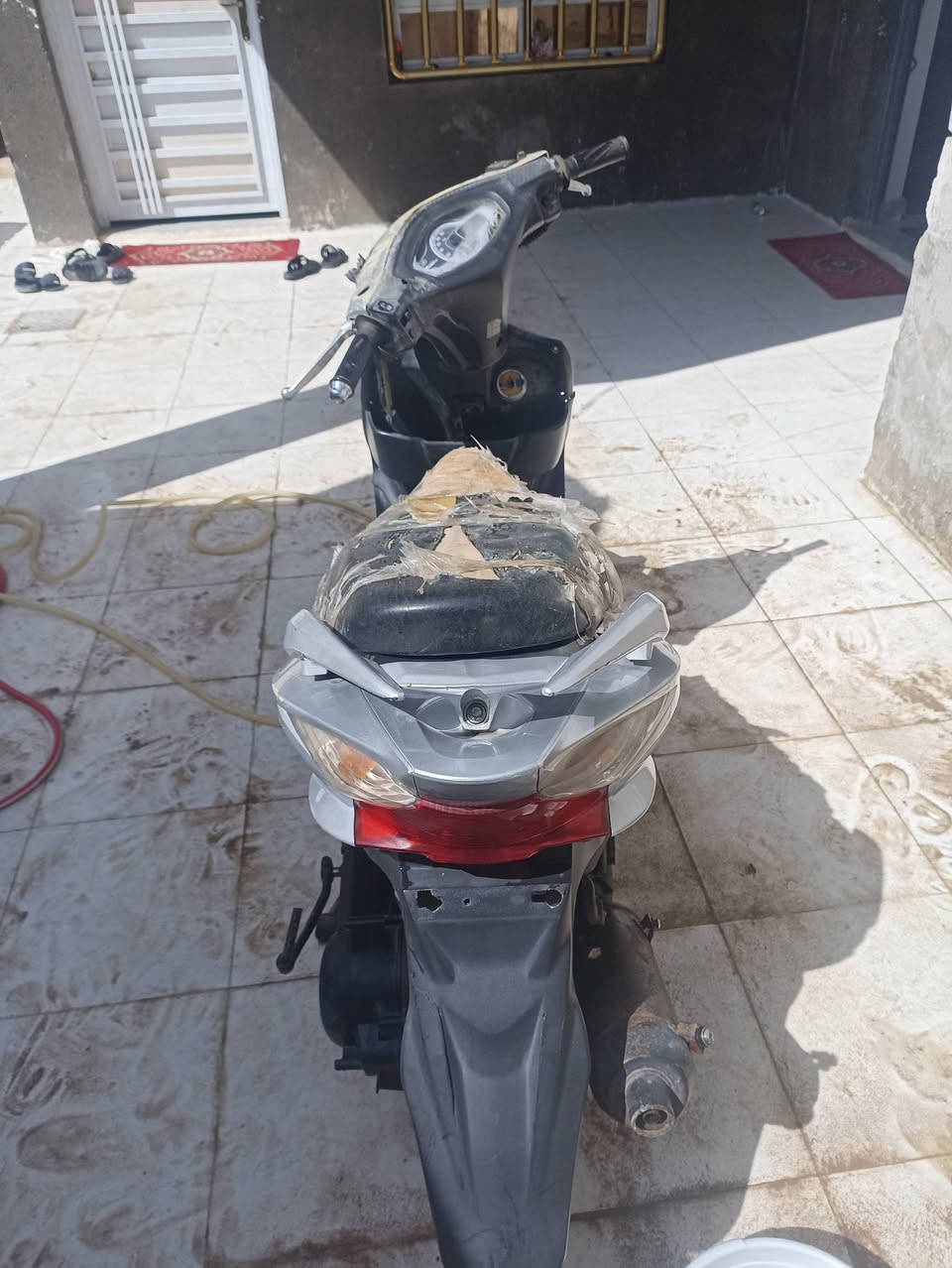 سلام عليكم دراجه للبيع 170وبيه مجال نقصه كفر امامي وسلف مكاني حله شارع 80على طريق نجف 
***********
