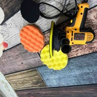 مكينه مال بوليش للبيع شغل مرت و وياها قاعدات اثنين و إسفنجات اثنين جدد...