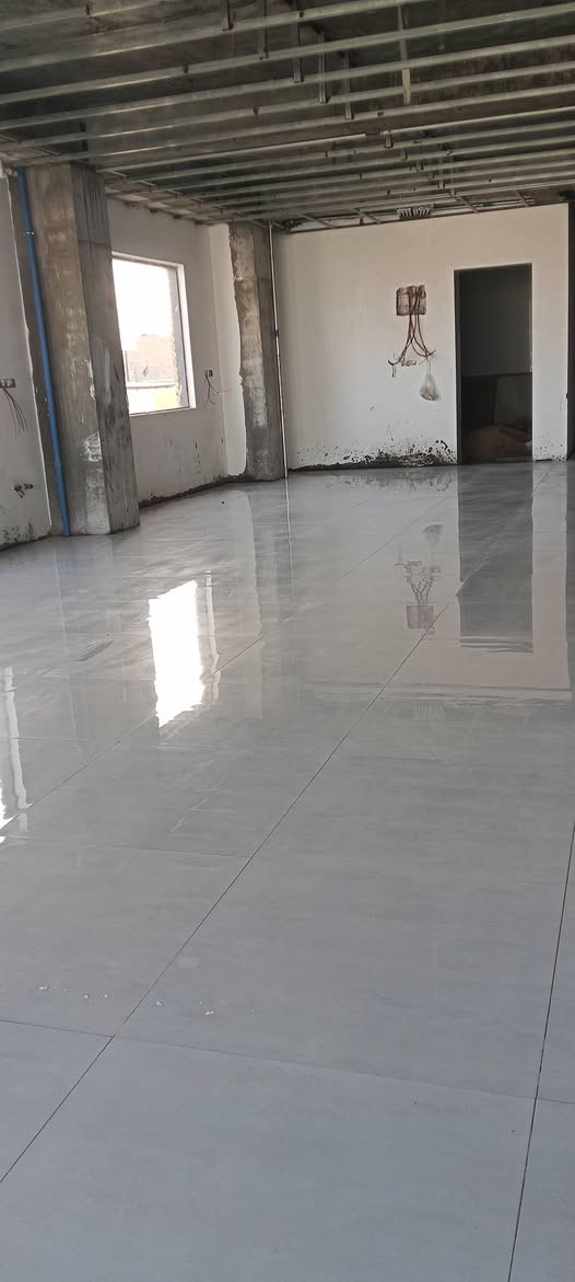 موجود خلفه سراميك وأحواض مرمر ودروج ويورسلين شغل درجه اولي ملتزم بي العمل والموعيد الرقم واتساب 9647741047429++
***********
