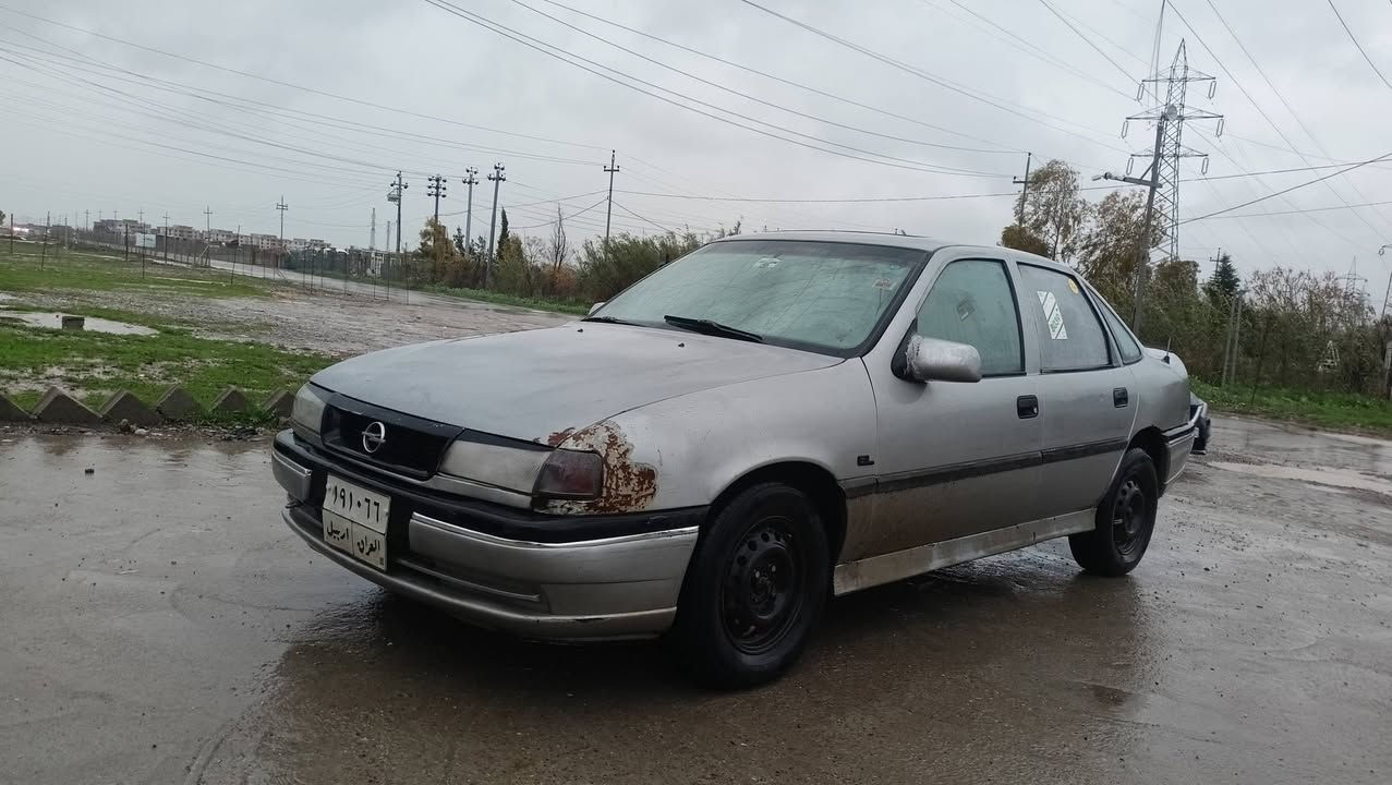 ئوپل مودیل 1990 مە کینە 20  به شە رتی گێر مە کینە بێ دە عمو لێدا ن
سعر 
28 گە ڵاو مە جال 
شوێن چم چماڵ 
ژم ***********
***********
