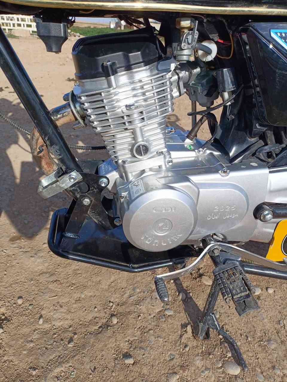 السلام عليكم ماطور للبيع سولنك موديل 2025 صفر اي عيب مابي كله شغال منفيس بي محرك ما مفتوح شرط ماطور نضيف حيل السعر 625وبي مجال للطيبين استفسار///ع الرقم ***********
