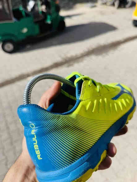 حذاء باله نضافه 100/100 

تجهيزات العميد الرياضيه 🔥🔥

اقوة عرض موجود 🔥🔥

سعر القطعه 35 الف وتوصيل مجاني ✅

قياس 40 

توصيل متوفر جميع محافضات العراق 🌘

***********
