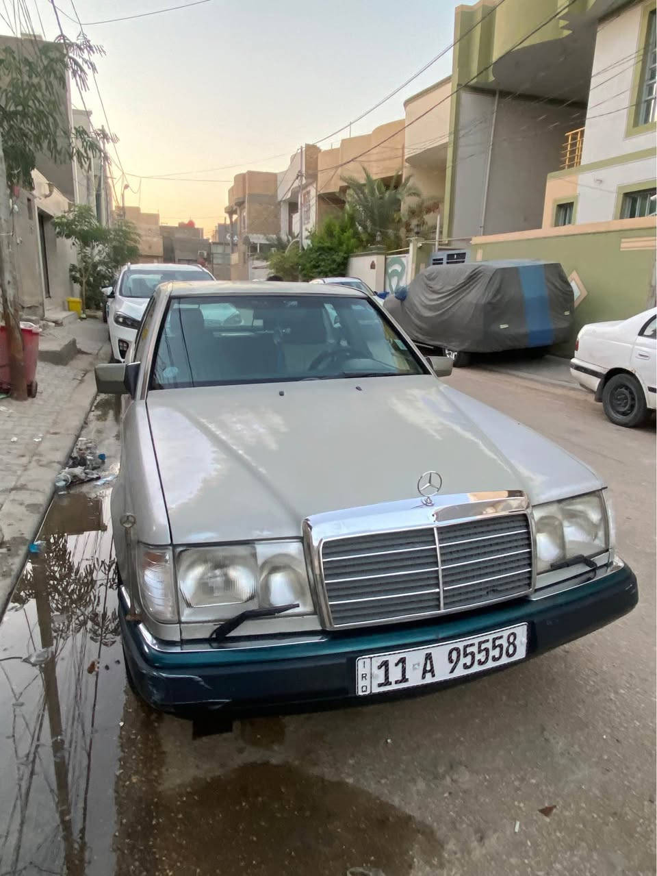 مرسيدس دب 300 موديل 87 قواعد دبل سليمه رقم بغداد باسمي مداور ثاني يوم مكينه وكير ففتي 3000 غرفه جلد كهرباء تخم تاير جديد حداديه كهربائيات كلها شغاله تبريد بس غاز منظومة كامله  سياره بيها جراد بس قماره وبنيد وجنطه صفاحه كلش حلوه وكاعده سياره مال جناي عايزه ترتيبات سعرها 49 وبيها مجال مكاني نجف *********** النجف, العراق
