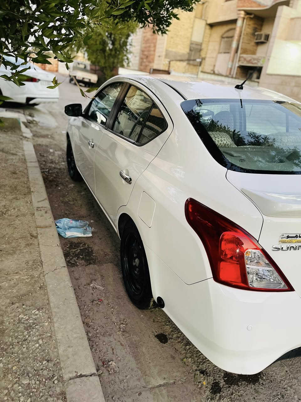 سلام عليكم نيسان صني ٢٠٢٥ ماشية ٣٥ بيه منضومة غاز وسونر مرفق بالمنشور السعر١٢٧ مكان سياره بغداد شارع فلسطين رقم الهاتف ***********
