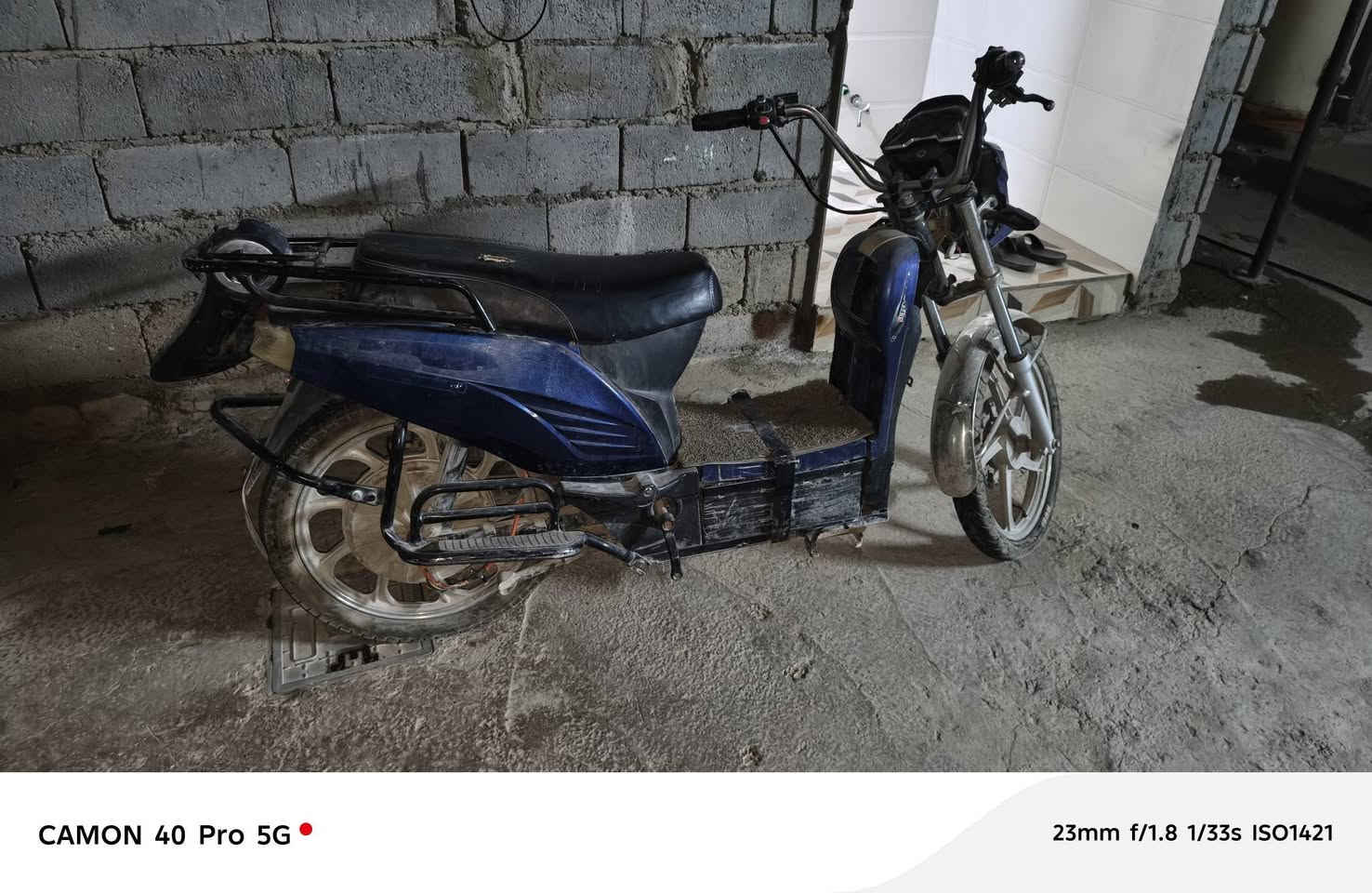 السلام عليكم موطور للبيع
نيضف نقص بس بطاريات شغال السعر خاص التواصل رقم *********** او مراسله
