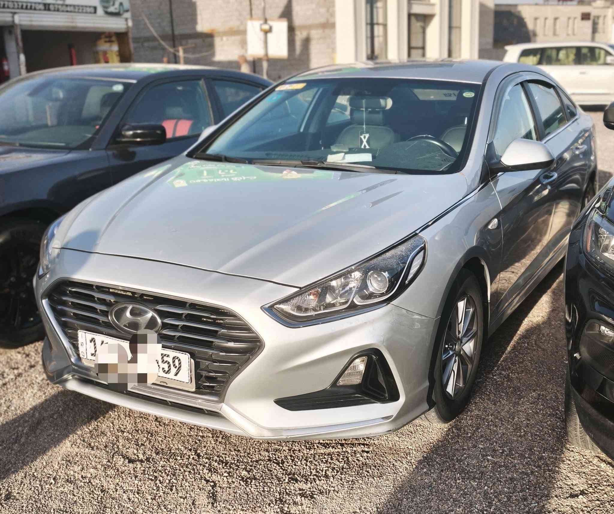 السلام عليكم سوناتا موديل 23
وارد كوري غاز فقط 🧯⛽
مستعجل ع بيع كلش
بيه قطعتين فقط  تبديل
جاملغ وبنيد فقط 
وباقي كفاله
مرقمه بصره  وكاملة
 ثاني  يوم  التحويل
 مستعجل على البيع وسعرها جوه السوك
ابد  ما تحصل بهيجي سعر 

133 وبيه مجال  للشراي
 اتصل ع هذا الرقم 
***********
