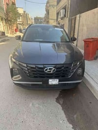 توسان 22 حادث خفيف  بدون ولا قطعه تبديل ربع جاملغ صبغ وراجع طبيعي     ...