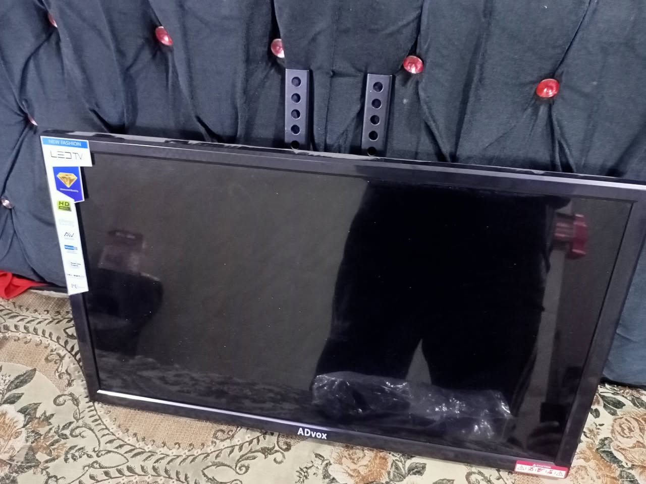 شاشه للبيع 32 تشتغل كهرباء 12 فولت على الباتري الاتصال على هذا الرقم ***********
