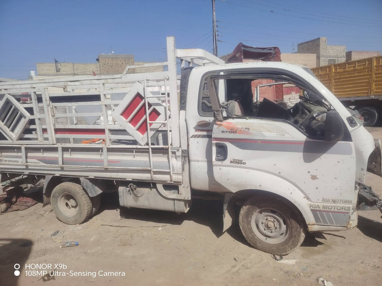 للبيع ع ضربتها مكانها نجف مارد فيس اتصل *********** اني صاحب دلاليه
