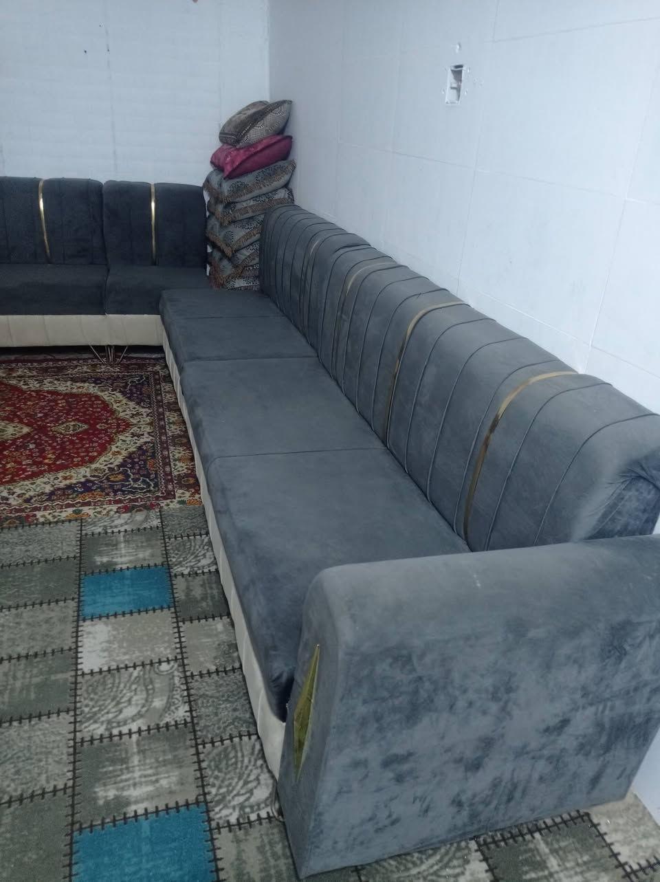 سلام عليكم تخم 8امتار 350وبي مجال واتساب متواجد ***********
