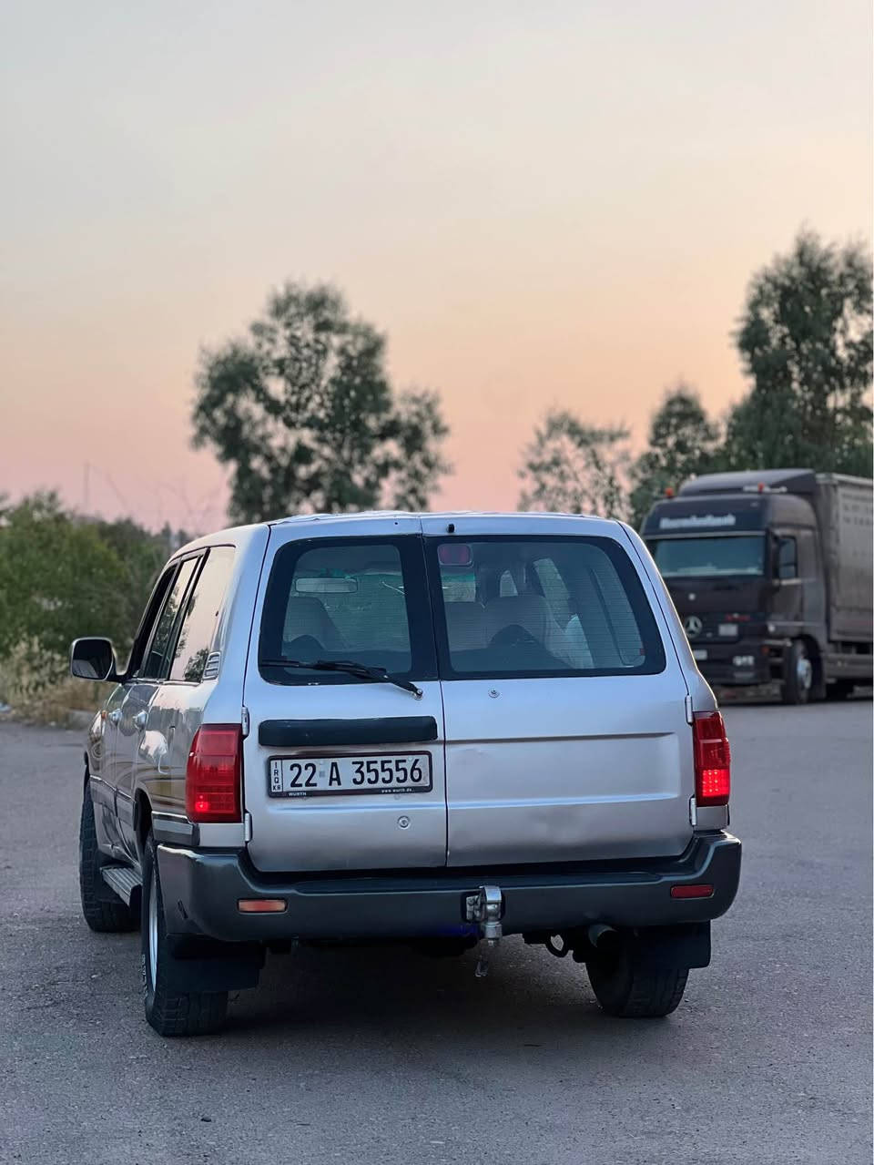سەرەتا بە ناوی خودای گەورە و میهرەبان 
مۆنیکا ١٩٩٨.
بۆیاغ عام.
گێڕ و مەکینە و ئەکسل بەشەرت.
٤ تایەی لۆکی لە ژێرە 
تەحویل و غرامە بەشەرت
نرخ: ٩٠ گەلا و مەجال أربيل, العراق
