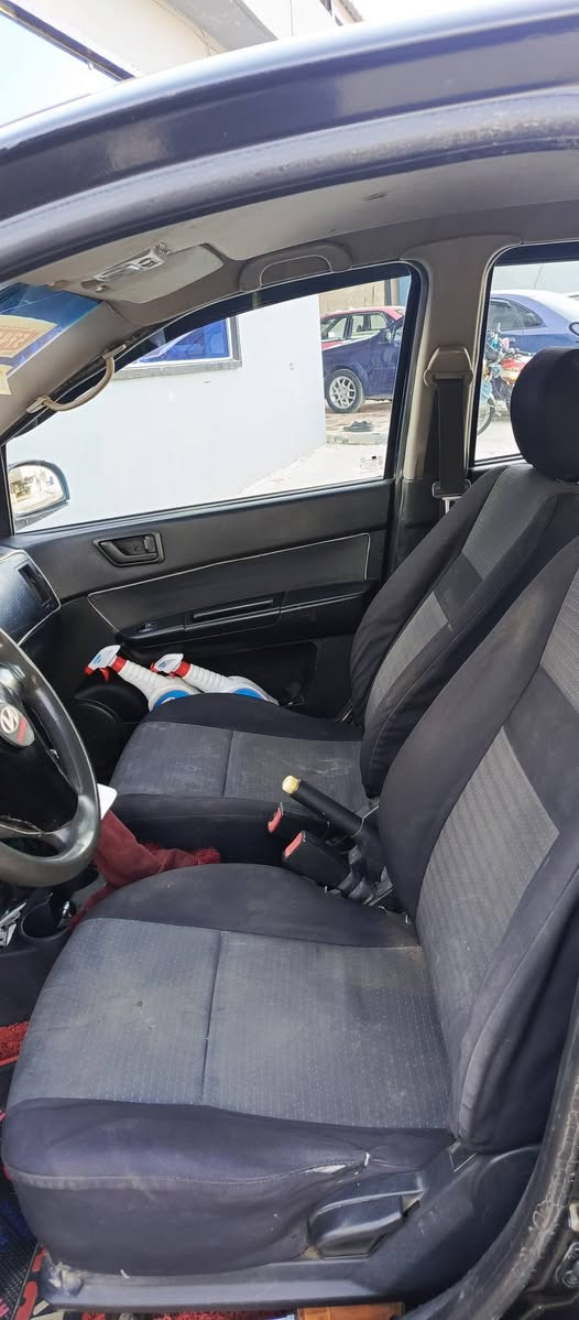 Hyonda Gitis بۆفرۆشــــــــــــــــــــــتن
مــــــــــــــۆدیل2008
گێر و مەکینە بێ عەیبە 
گێر عادیە مەکینە گەورە 
سەیارەکە دوبەیە 
4جام کارەبا 
شاشە ئایپاد لایت زینۆن قوفل مەرکەزی
گەرمی وفلچەو کارەبای و هندربرێک و هەموو شتێکی زۆر مەزبوتە مالی فەقیرە بەنزین زۆر کەم دەخوات مالی دلیڤەریە خوار هەموو بازار دەفرۆشم گۆرینەوەش دەکەم لەسەر دڵ گرتن قست و قەرزم نیە تکایە
ژم:*********** أربيل, العراق
