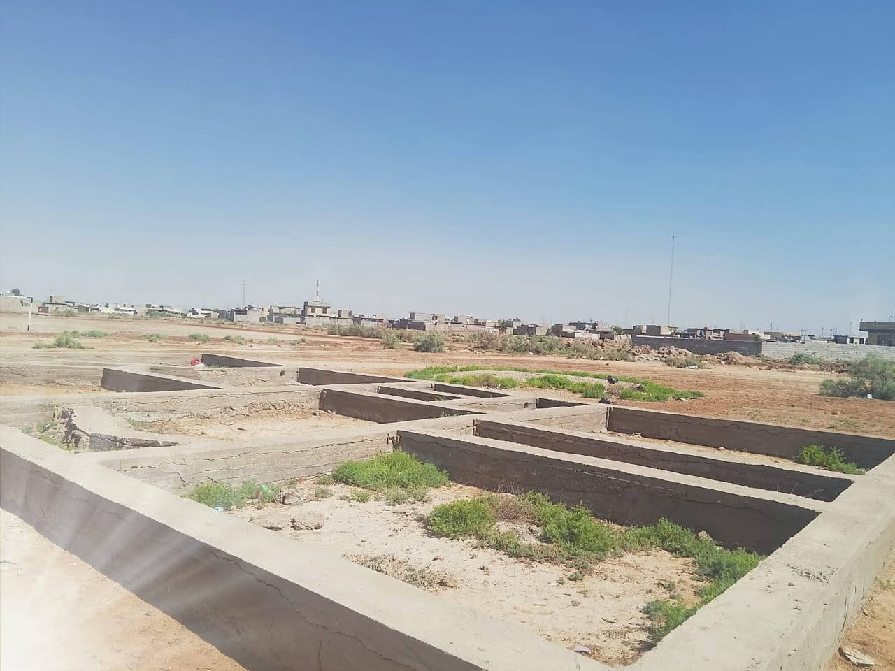 قطعه مساحه 200 م
قطعه للبيع حواس حي العباس 
قرب المدرسه الجديدة 
سعر مناسب  بيها بتلو 
للاستفسار الاتصال 
***********
