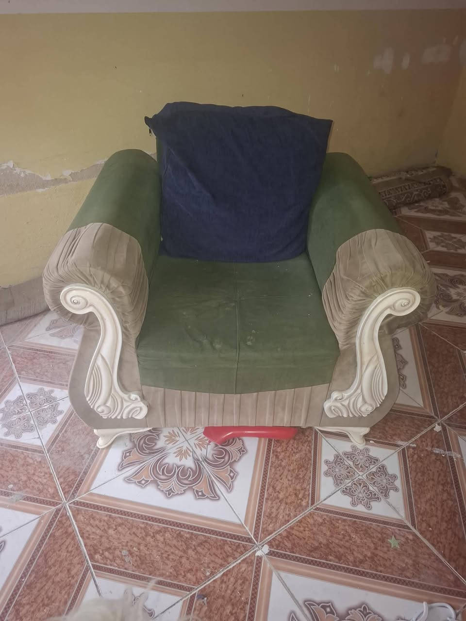 تخم جديد ما بي اي ادرار نضيف عنوان بابل. بالسياحي  منطقة الكويخات سعره 110 وبيه مجال دخلو خاص ودللو عيوني


**إذا كنت صاحب هذا الإعلان وتريد حذفه لأي سبب، رجاءا أرسل رسالة إلى الدعم الفني**