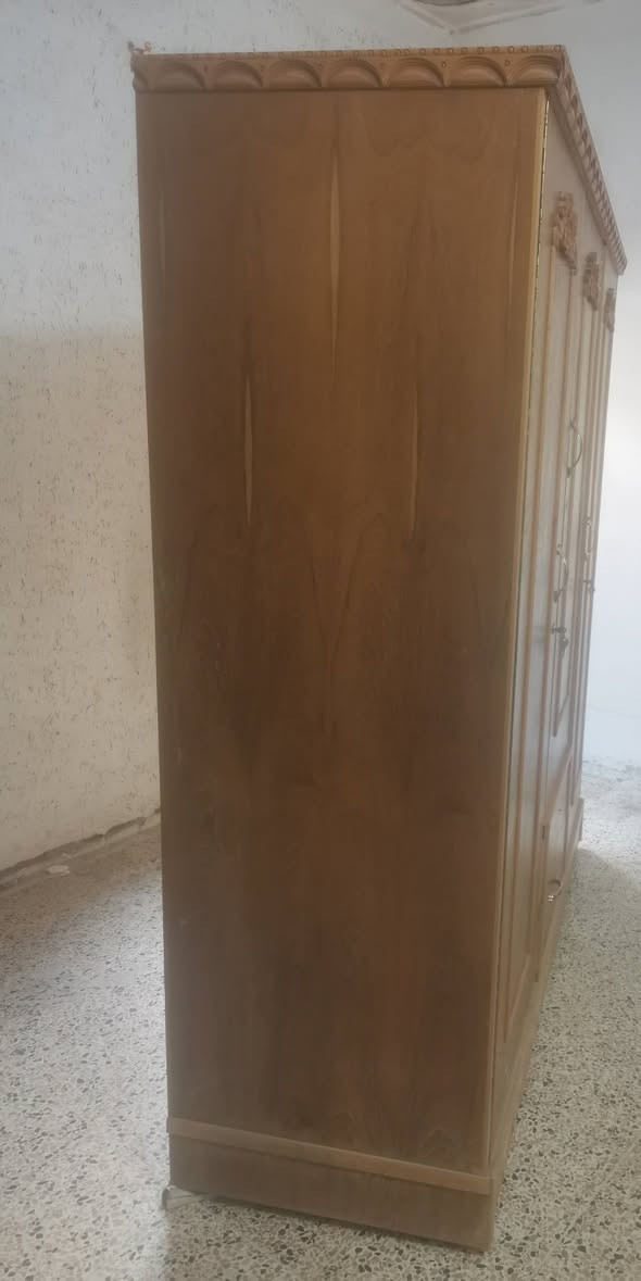 السلام عليكم
للبيع
قنصور خشب عراقي 3 أبواب
السعر 75 الف
الموصل / الجانب الأيسر / حي فلسطين
***********
***********
