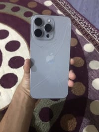 ايفون للبيع ايفون 15برو ماكس الجهاز نضيف حيل مبدل شاشه اصليه وبطاريه ٨...