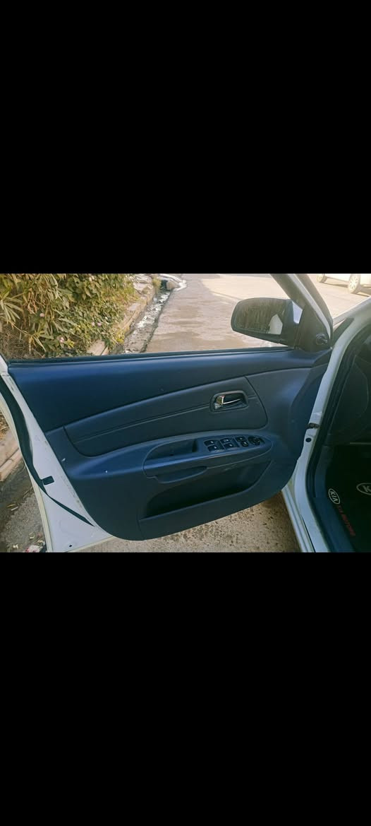 السلام وعليكم كيا ريو صبغ اربع قطع محرك 14 كير عادي جامات كهرب كابون بنزين سيارة بسمي اني الشرعي رقم مسطرة بغداد شرط التحويل بل موصل شاشة مع كاميرة سيارة مال بيت السعر 76 مجال بسيط 
*********** 

***********
