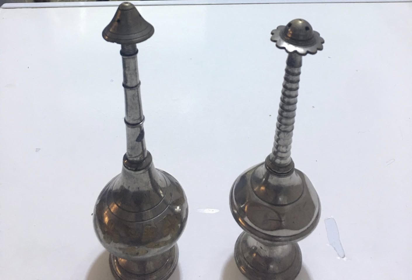 انتيكات قديمة للبيع


**إذا كنت صاحب هذا الإعلان وتريد حذفه لأي سبب، رجاءا أرسل رسالة إلى الدعم الفني**