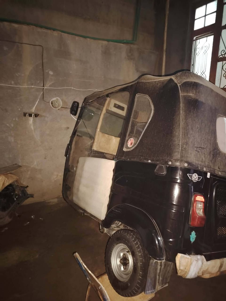 تكتك للبيع كفالة عامة 23 طالعة 24 رقم وسنوية بس ما مستلم الوحات سعر 10٫200 وبيها مج‏ال ‪***********‬‏
