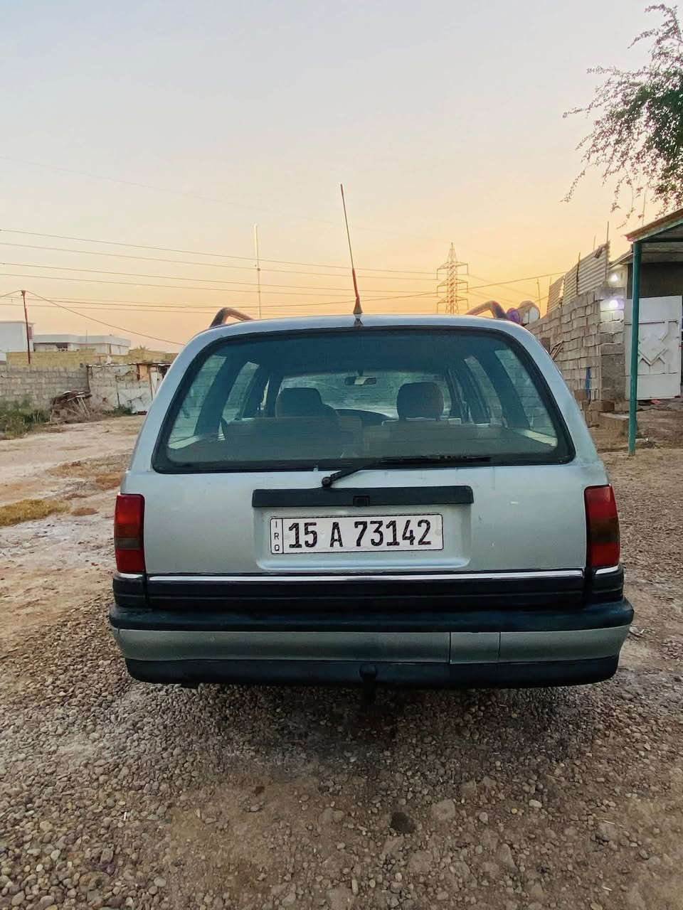 ‏سلام عليكم سيارة موديل 88 سيارة جاهزة العنوان بغداد
‭٠٧٧٧ ٦٩٧ ٣٨٣١‬￼         ‏السعر٢٦￼ بيها مجال
