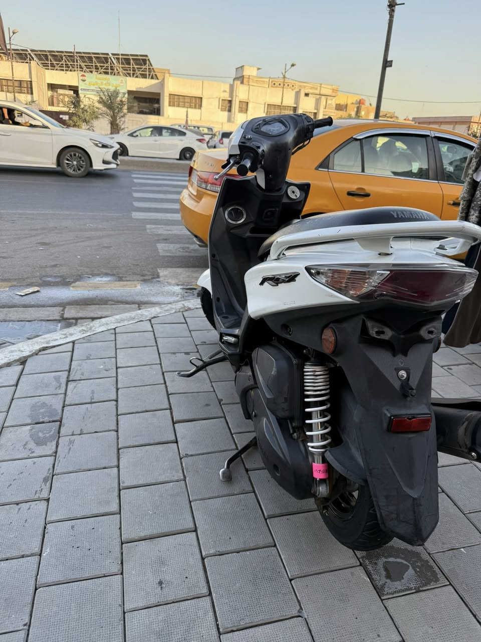 سلام عليكم البيع جيتي آر حديث كفالة عامة من كلشي دراجة جديدة بمعنة كلمة ورجاء الاموشراي لايخابر عنوان بغداد مدينة الصدر قطاع ٩
***********
