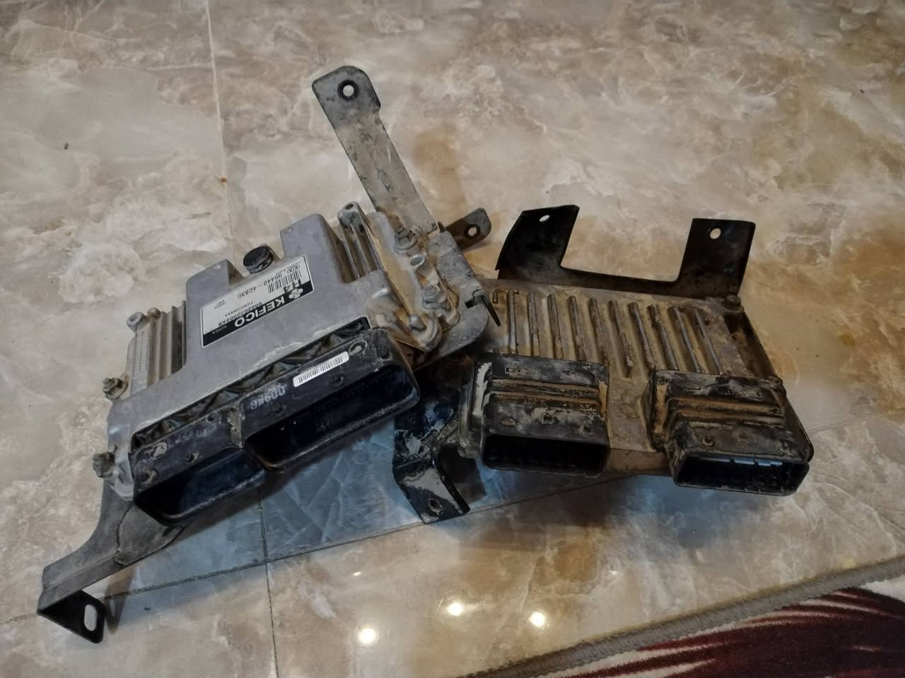 السلام عليكم من رخصت الأدمن / عقول كيا موهافي للبيع العنوان العماره / ***********
