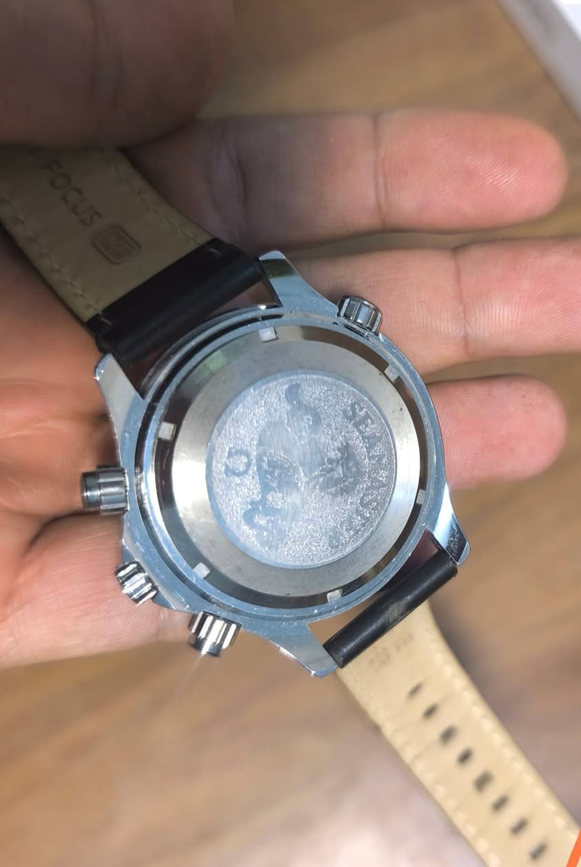 ساعة اوميگا اوتماتيك ✅
رنگ دوار 
كل سناتر شغالين 
رنگ دوار يسار وقفل على اليمين
بيها سوالف هواي ما اعرفهن 
اعلى سعر تنباع ✅


**إذا كنت صاحب هذا الإعلان وتريد حذفه لأي سبب، رجاءا أرسل رسالة إلى الدعم الفني**