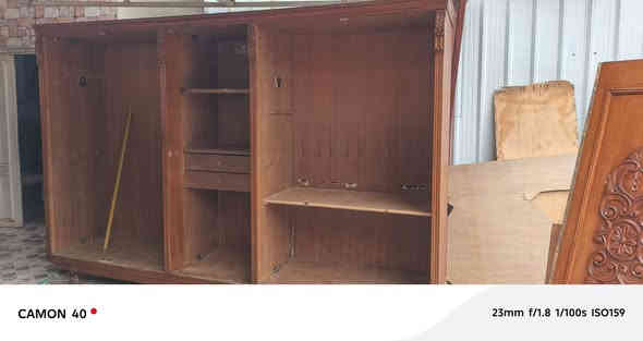 سلام عليكم كنتورر ابو5البيع تسكام سعر 250وبي مجال مكان الحكيم شارع تمايمه اتصل على  ***********
