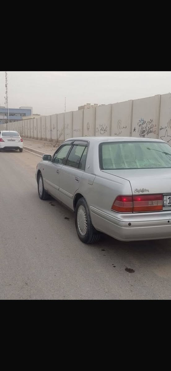 راس الثور 2001 اصل رقم بصره انكليزي خمس دكم مكينه ام الكلاص تحكم ستيرن شاشه ليزريه تخم تاير حداده جديده سياره كفاله عامه ضربه وصبغ السعر 120$  السياره بسمي تحويل رقم الهاتف *********** الزبير, البصرة
