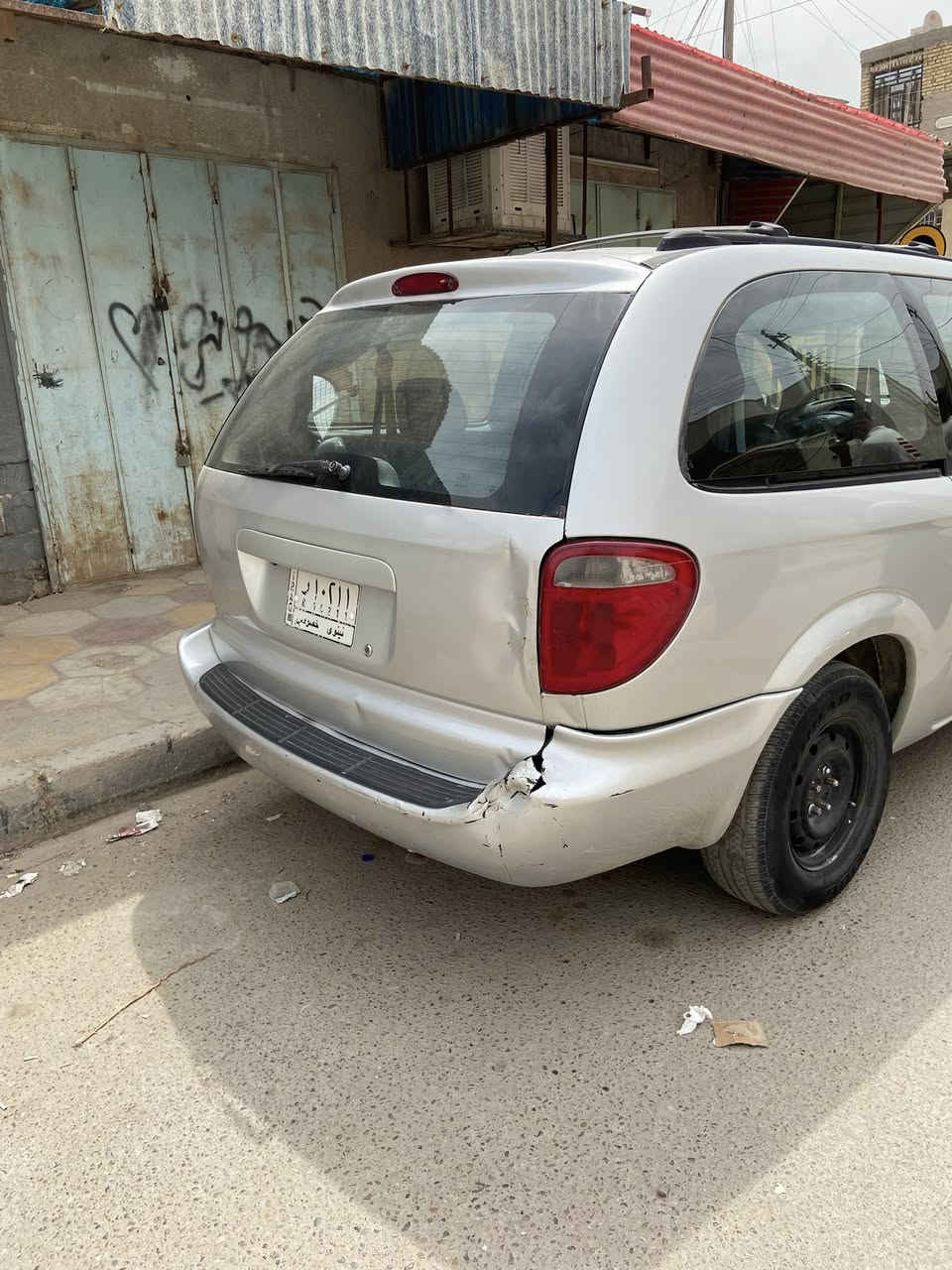 السلام عليكم
دودج كرفان الطويلة موديل 2001 محرك v6 3.3L

السيارة مشروع وطني رقم نينوى

السيارة مثل ما موضح بالصور مصبوغة حزام بس ضربة الجنطة جديدة

تبريد قطعة وحدة شغال

دوشمة كشنات جديدة

محرك و گير كفالة ما بيهن شي

السيارة ماشية 350الف كيلو

للتواصل *********** متواجد عل واتس
