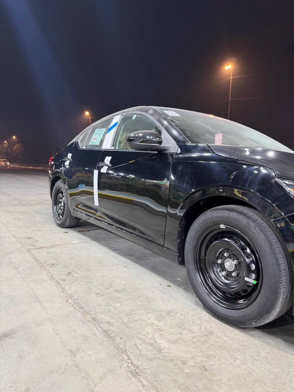 سلام عليكم للبيع نيسان سنترا موديل 2024 حادث بنيد فقط ومبدل اصلي ورأس شاصي تعديل سياره فقط قطعه وحده بدون رقم معروضه ب١٤٠ وبيها مجال 
*********** بغداد, العراق
