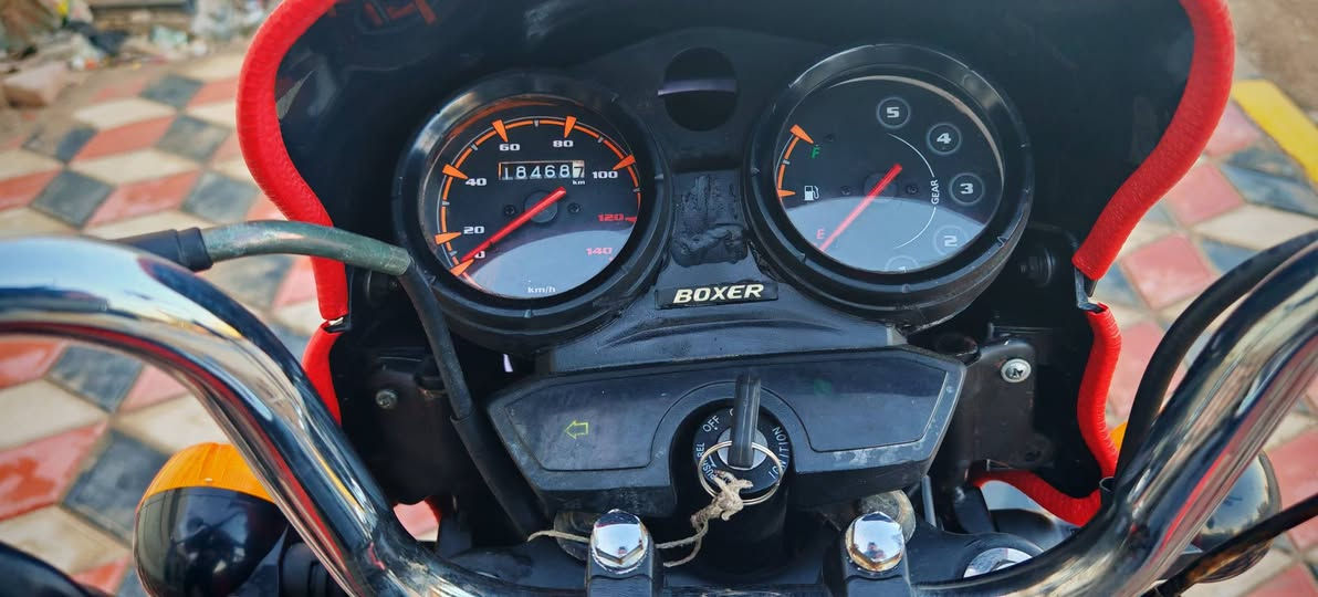 بوكسر موديل 22 اوراق بسمي كفاله محرك كير السعر 1400مكاني مجر ***********
