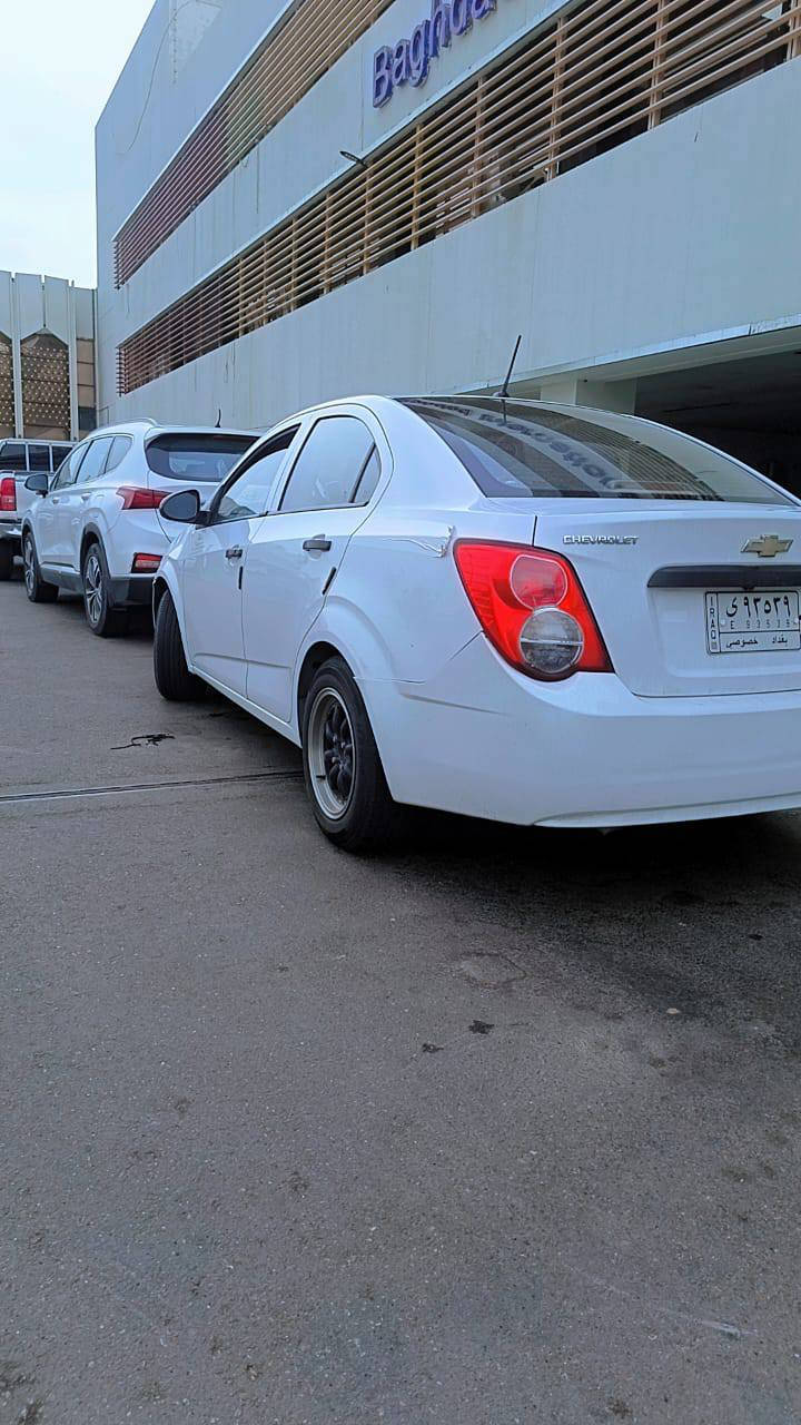 للبيع
افيو سونك وارد أمريكي موديل 2012 مكفوله محرك وكير وتبريد وتايرات وغرفه مشروع وطني بغداد مكاني سامراء السعر 65 ومجالها بسيط بيه ظربه بالباب الوره وجاي ارتب بيه السياره 
***********
