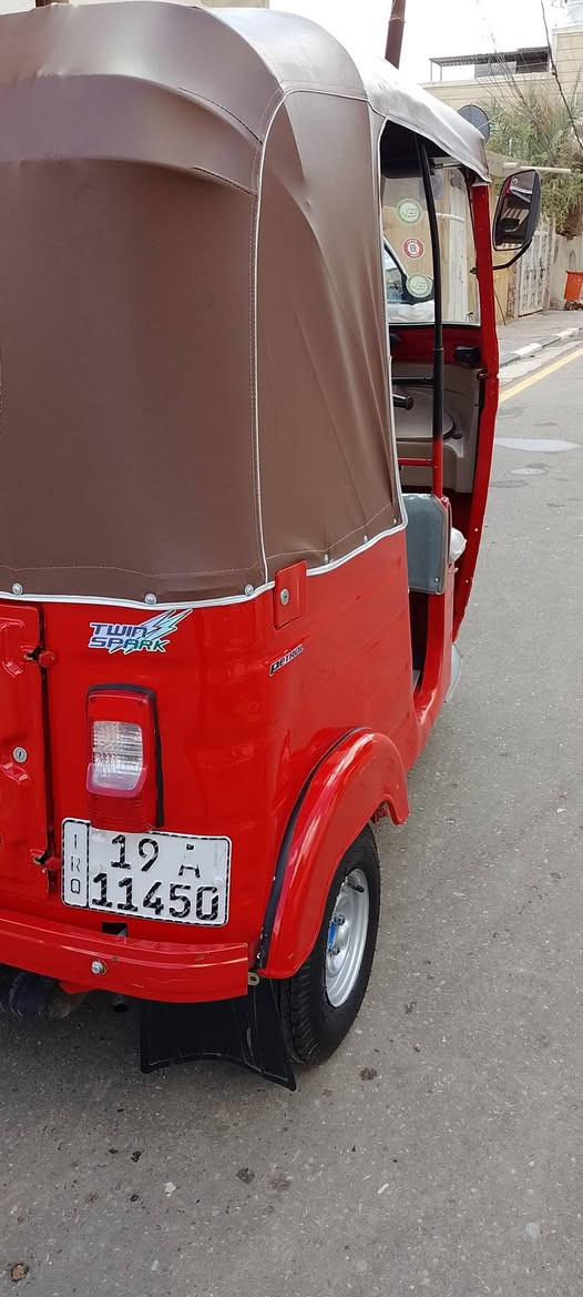 سلام عليكم عيني تكتك موديل 2018
تعمير كله محرك 18مجفته مره وحده كله وكاله صبغ عام 
رقم وسنويه كربلاء سنويه لحد 30 تكتك كامله معايزه برغي 
كبل لشارع تشتغل بيه مكاني كربلاء طوريج ام لهوه شارع الباشا رقمي ***********شراي ينتصل وبيك خير وتتدلل
