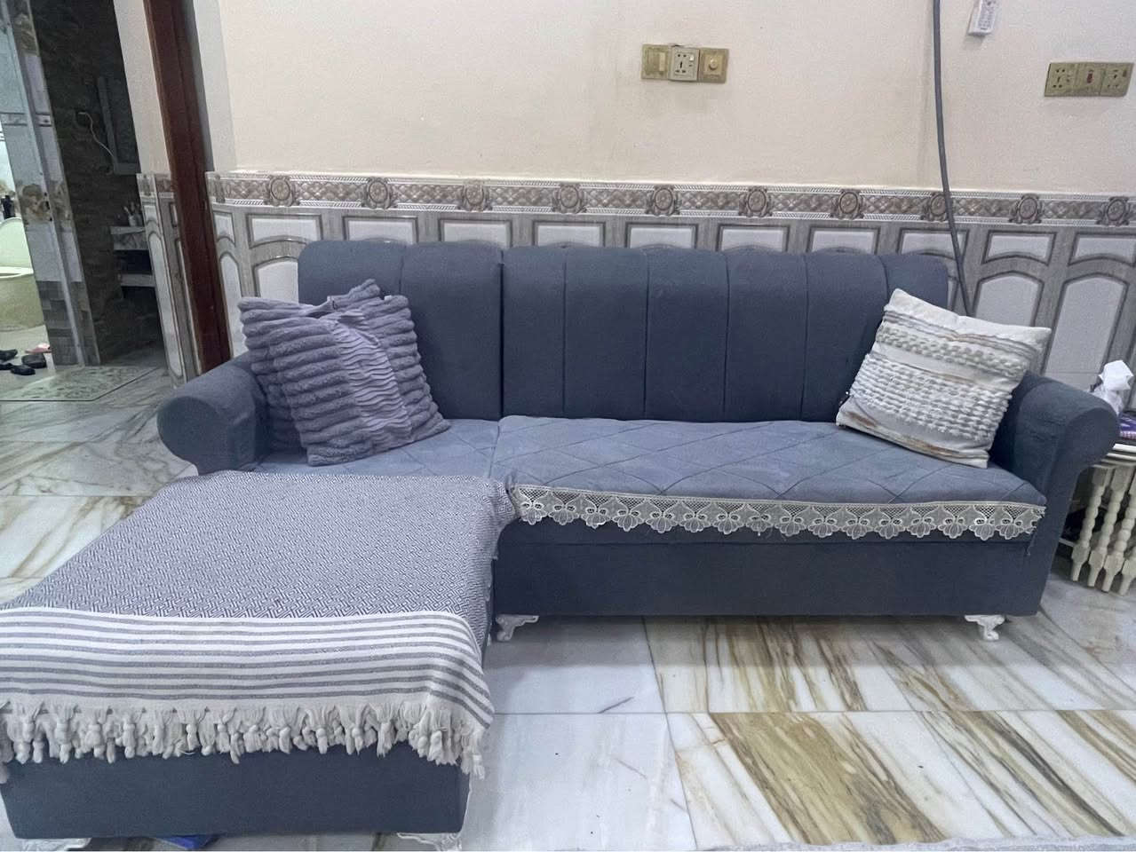 طخم قنفات يتالف من كورنر حرف L  قياسة  مترين و 30 سم وقنفه ثلاثية البصرة, العراق


**إذا كنت صاحب هذا الإعلان وتريد حذفه لأي سبب، رجاءا أرسل رسالة إلى الدعم الفني**