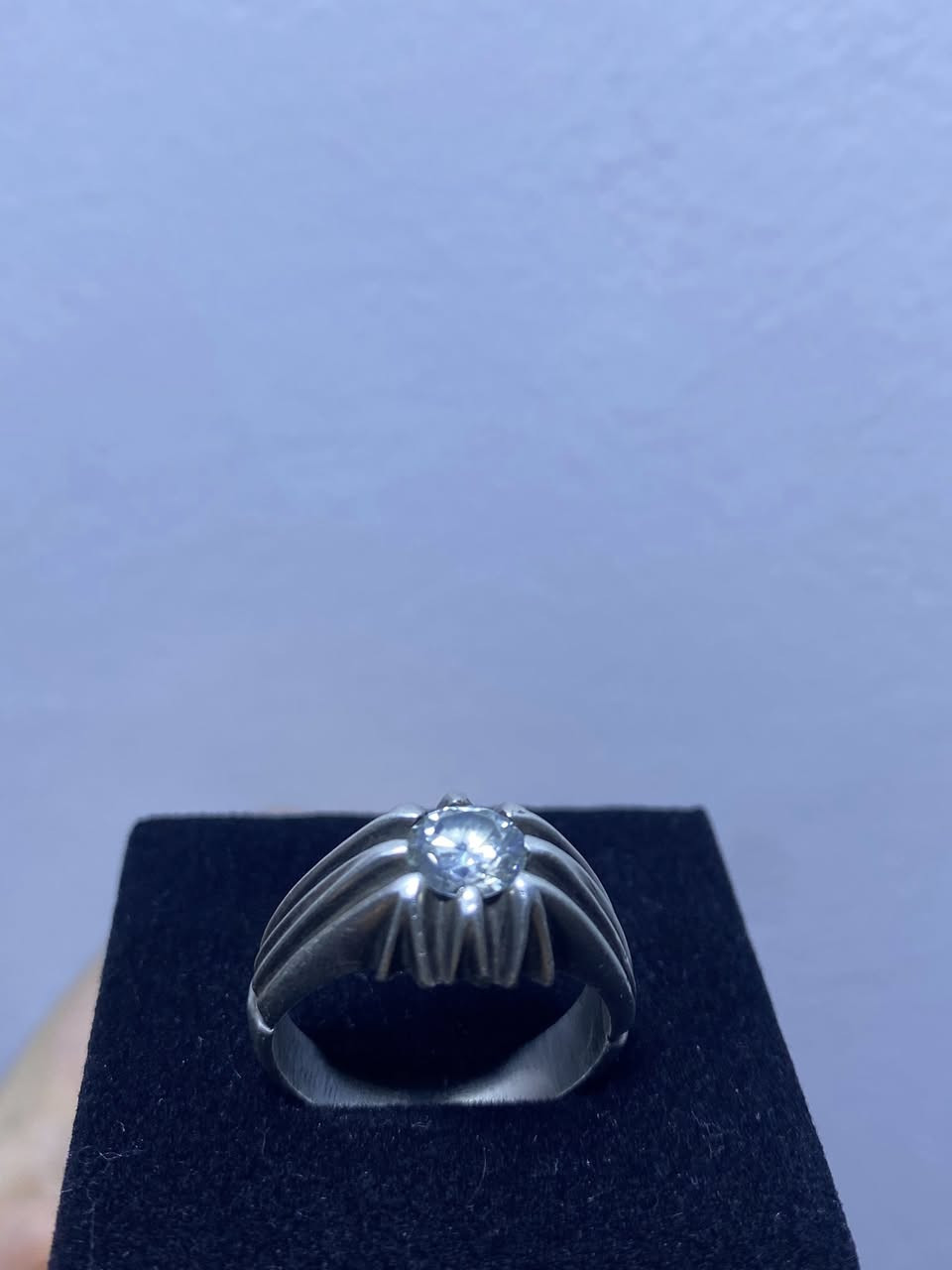 محبس فضه صياغه يدويه حجر موزنايت اصلي شبيه الالماس سعره 125 ابيع لاعلى سعر جماعه الكسر مايفيدكم مكاني ناصريه متوفر توصيل


**إذا كنت صاحب هذا الإعلان وتريد حذفه لأي سبب، رجاءا أرسل رسالة إلى الدعم الفني**