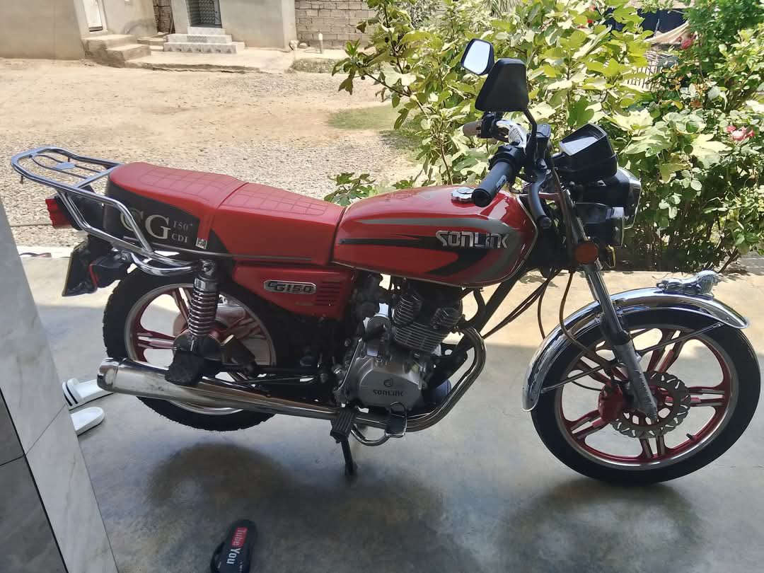 السلام عليكم 
موطور سونك موديل 2023 5 كير سلف
محرك مامفتوح شلعه معدل ناار🔥
محرك اخرس موطور مرتب ونضيف مال جناي ماتصرف عليه 
السعر 625 وبي مجال 
***********
