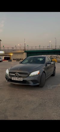 للبيع موديل ٢١ ماشيه ٣٢ الف  ضربتها جاملغين وصندوك  سعر ٢٢ الف $  للتو...