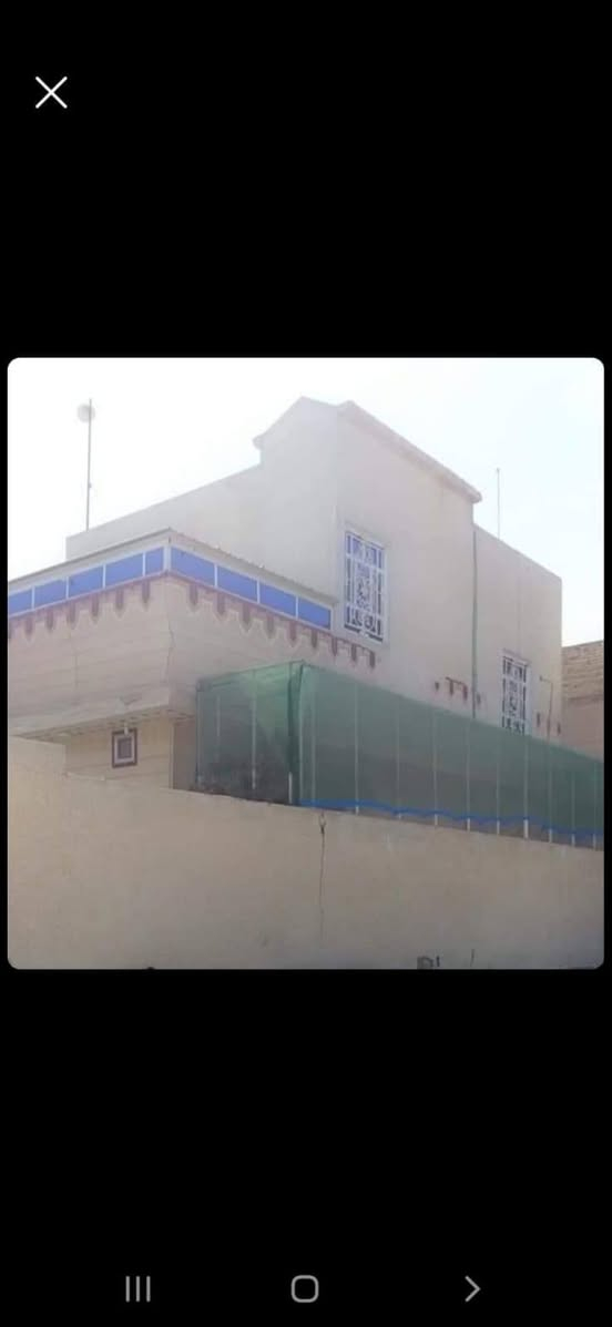 للبيع للبيع
دار في منطقة الحكم طابقين مسلح 
ملاحظة // الدار مطلوب سلفة 85 مليون تنزل من السعر الكلي 
بناء سنة ال 2014
القسط الشهري 438
المساحة 260 متر طابقين مسلح
الحكم /قريب من شارع الصداقة
الطابق الارضي يحتوي على 
غرفتين وصالة وبراني ومطبخ ومجمع صحيات عدد 2 
طابق الثاني يحتوي على 
غرفتين وصالة وصحيات 
#لمعرف السعر اكتب كلمة ياالله وسيتم الرد من قبلنا فورا وبخدمتكم
للاستفسار أكثر مراسلتنا على الخاص او الاتصال على الارقام التالية 
***********
***********
#أو زيارة مكتبنا
 مكتب الفخامة للعقارات في السماوة 
#وبخدمتكم
