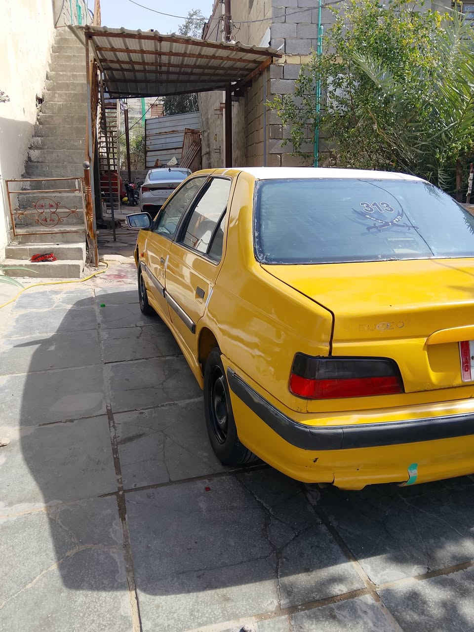 بيجو بارص مكينه كير وتبريد خير من الله سنويه صاقطه بدي شوف العين سياره جاهزه اي نقص  ما بينهه مكاني البصره الكرمه السعر 30 ***********
