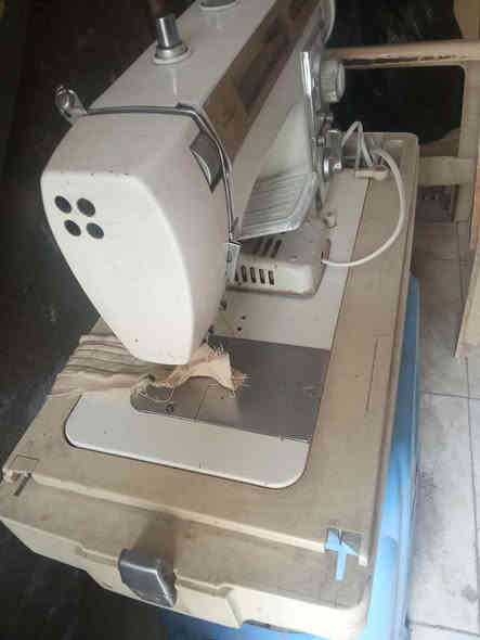 السلام عليكم
مكلف بالنشر مكينه برراذر للبيع كلش نضيفه السعر ١٢٠ الف وبيه مجال العنوان بالسده هذا رقم راعيه [***********]
