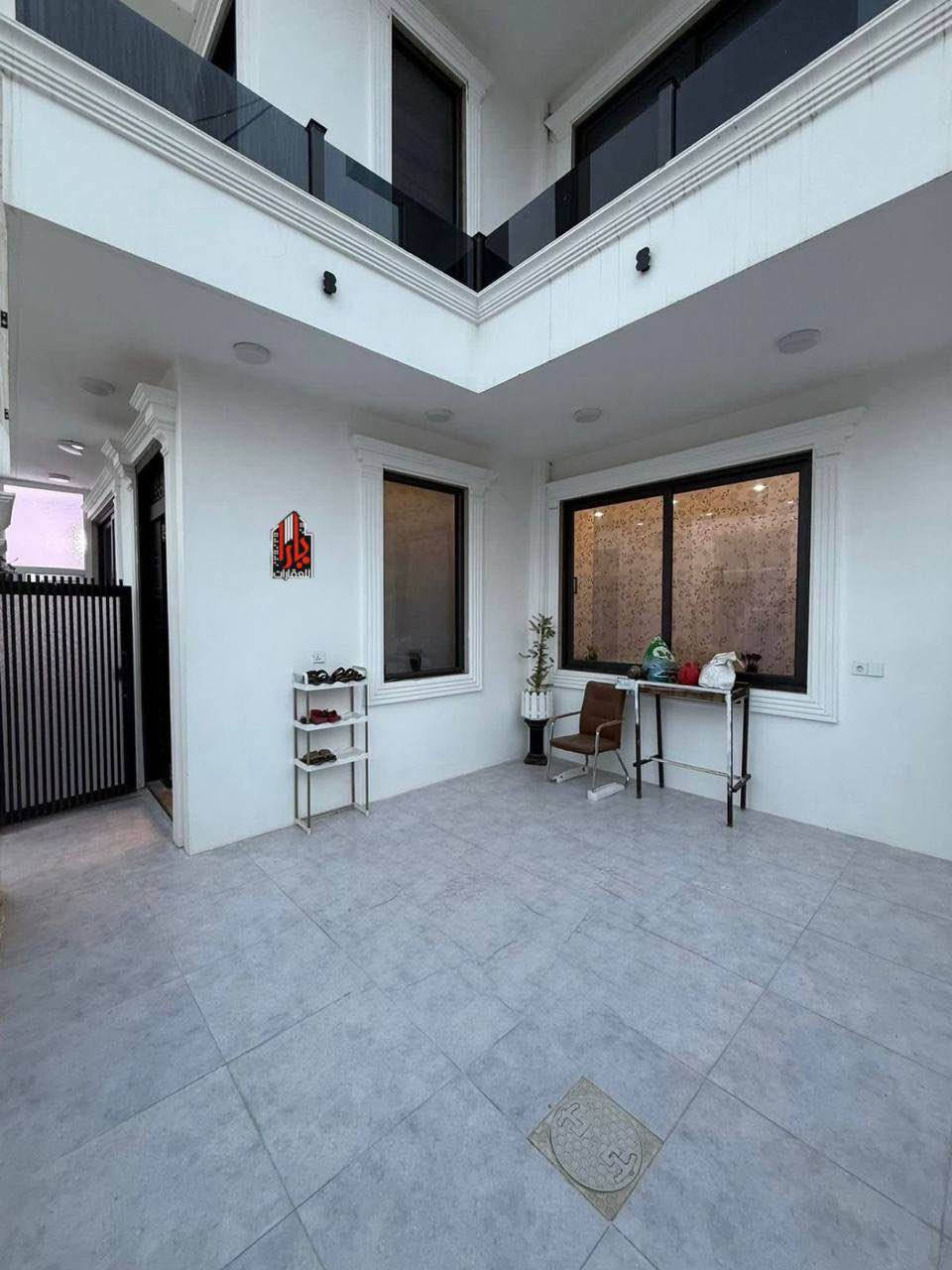 🔥 فرصة نادرة – إعلان رقم (1524)
دار بناء حديث للبيع
📍 بموقع حلو شارع عريض 

🏡 دار طابقين – جاهزة للسكن 
✨ سقوف مغربي | واجهة فلين | بدون مصاريف إضافية

📐 المساحة: 100 م²
🏠 الواجهة: 10 م ركن 
🛣 الشارع: 12 م 
📍 العنوان: قادسيه الاولى تقاطع ابو خطاب قرب مدرسه طيبه 

🏠 تفاصيل الدار:
▪️ الطابق الأول:
غرفة نوم + هول + مطبخ + استقبال + صحيات + كراج

▪️ الطابق الثاني:
2 غرف نوم + صحيات

💰 السعر: 🔥 موجود في قناة تلكرام 
‏👉 https://t.me/yaraemlak

📞 للاستفسار والاتصال:
***********
***********

📍 عنوان المكتب:
كركوك – روناكي – مقابل كلية القانون

عقارات يارا 🏡❤️ كركوك, العراق
