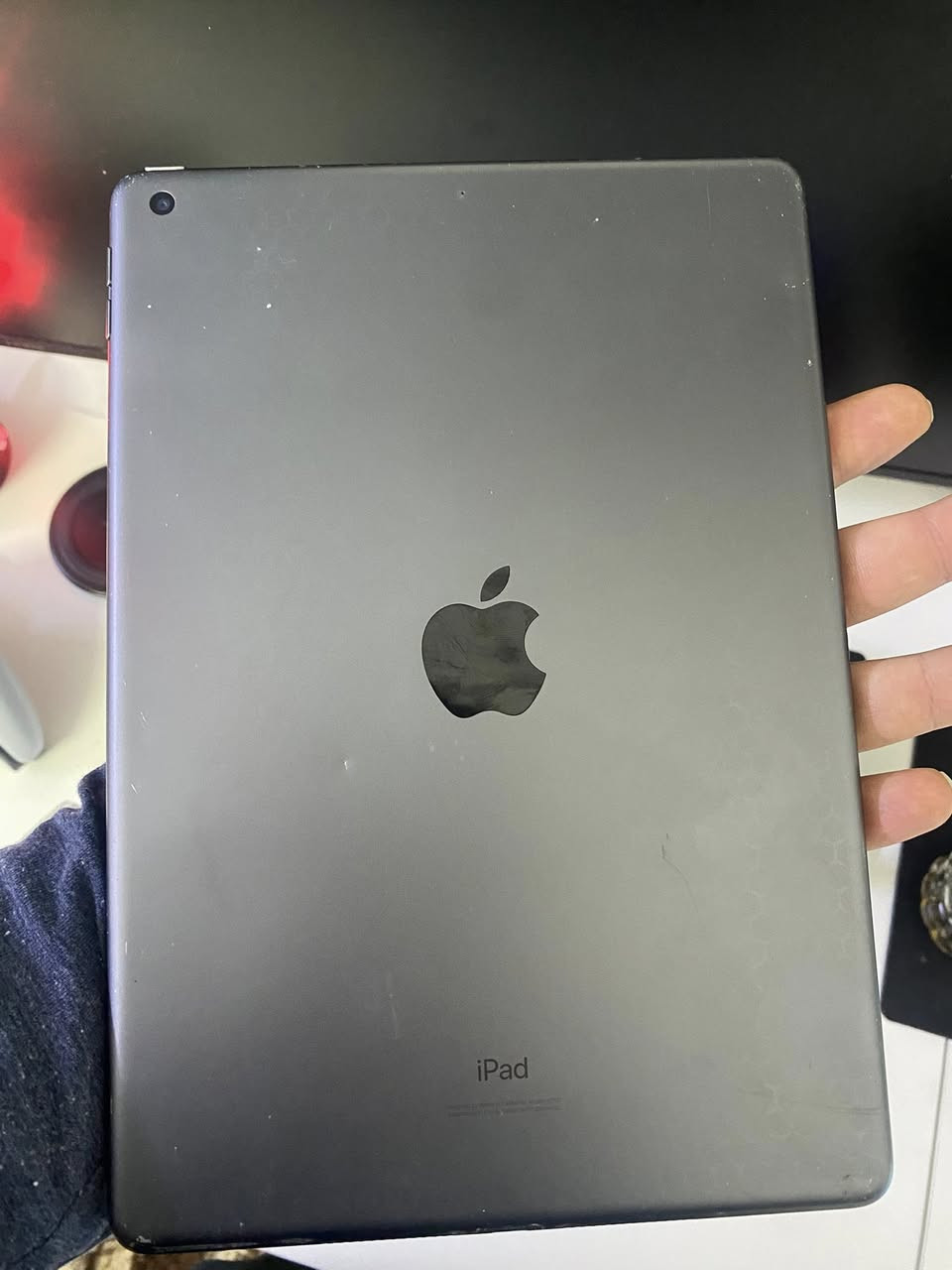 ايباد الجيل السابع ذاكرة 128 مكاني بغداد حي الجامعة ***********
ب150 الف
