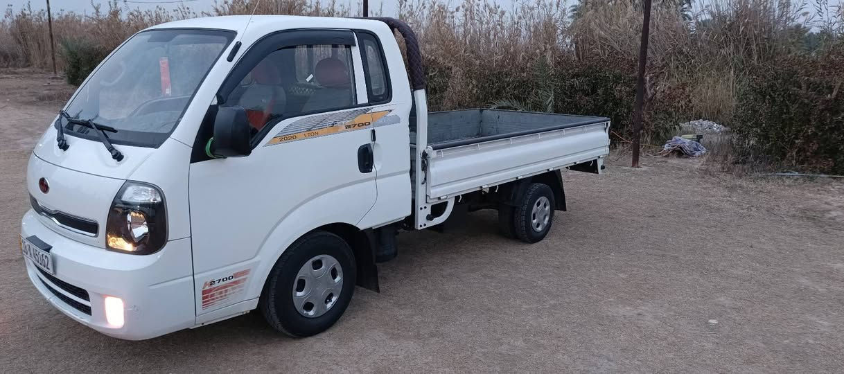 كيا بنكو 2015 محرك 2700 كفاله عامه من صبغ وضربه وتبديل (فقط تبديل دوسات)  محرك كير سدر كفاله تخم تاير جديد شرط التحويل رقم بابل انكليزي. سعرها 115 وبي مجال قليل للستفسار ‏‪***********‬‏
