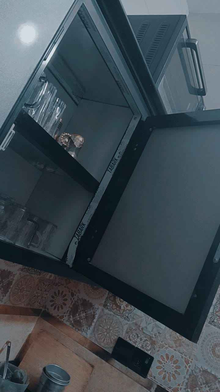 السلام عليكم كاونتر المنيوم مرمرة ثقيله لون رصاصي تطعيم اسود مرمرى اسود طول مترين ونص  نضيف جداً تفصال مو سوكي مفصلة مليون رايدة 600  للاستفسار موجود واتساب وفيس *********** بغداد الشعلة بغداد, العراق
